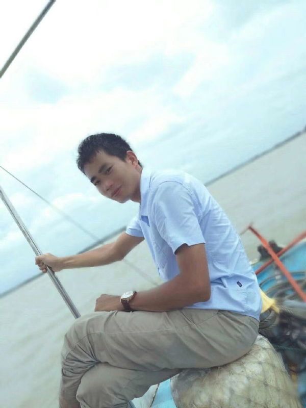 慵懒的猫的第一张照片--江苏中老年相亲网