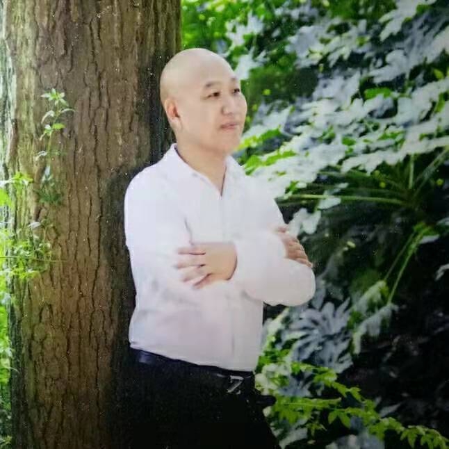 郑鑫牵手的第一张照片--江苏中老年相亲网