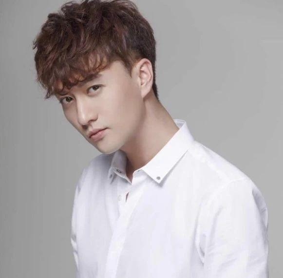 相濡以沫的第一张照片--江苏中老年相亲网