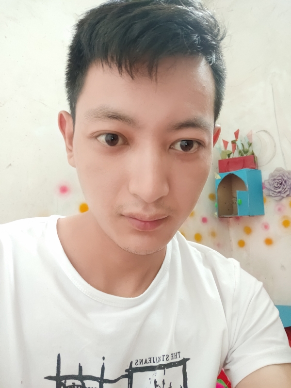 笑对人生的第一张照片--江苏中老年相亲网