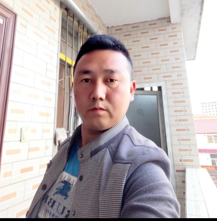 帅帅的大叔的第一张照片--江苏中老年相亲网