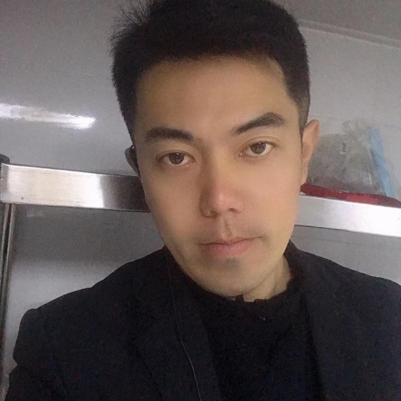 李龙的第二张照片--江苏中老年相亲网