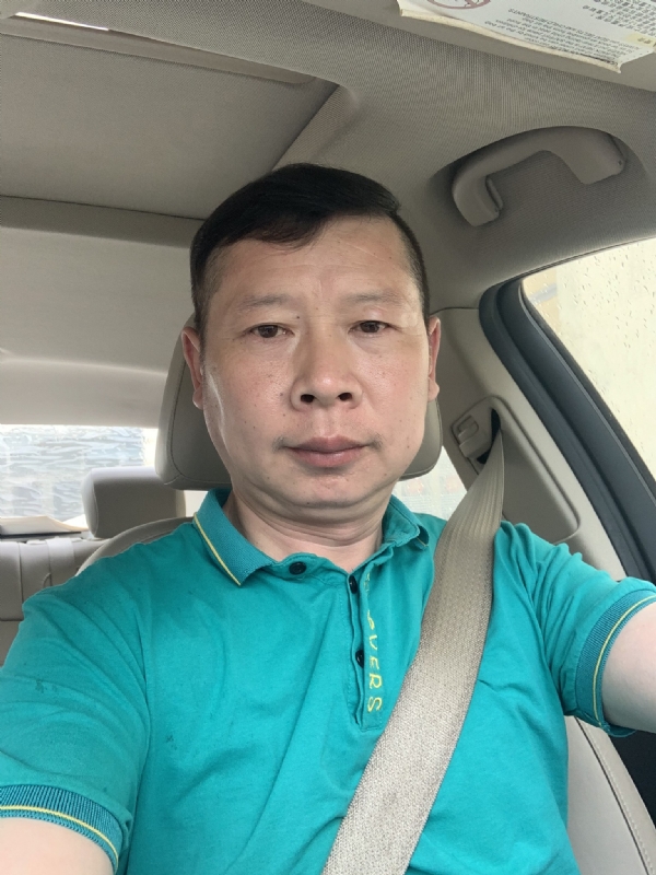 相知风雨中的第一张照片--江苏中老年相亲网