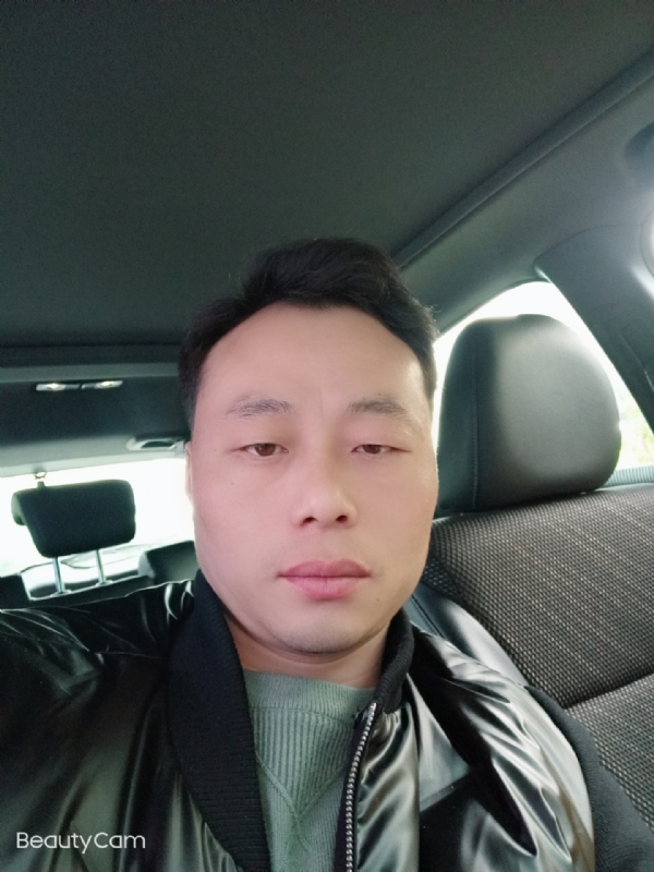 放飞的羊的第一张照片--江苏中老年相亲网