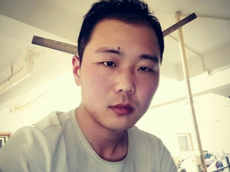 听听那冷雨的第一张照片--江苏中老年相亲网