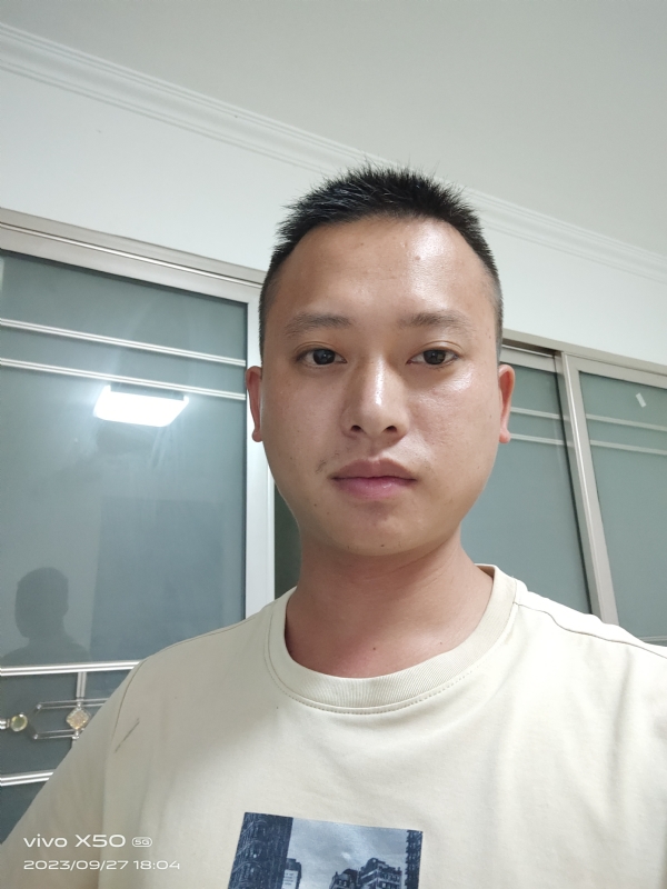 小yan同学的第一张照片--江苏中老年相亲网
