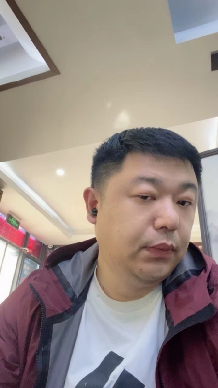城市有爱的第一张照片--江苏中老年相亲网