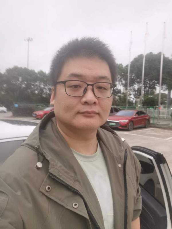 Russell的第一张照片--江苏中老年相亲网